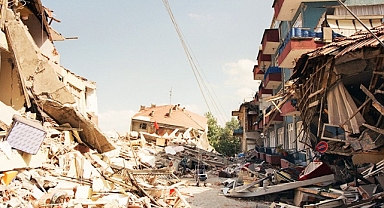 17 Ağustos Depremi'nin üzerinden 23 yıl geçti