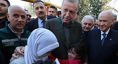 Erdoğan ve Bahçeli deprem bölgesinde