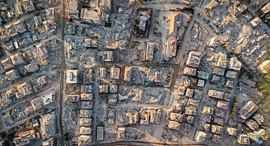 Hatay'da "asrın felaketi" sonrası büyük yıkım fotoğraflarda
