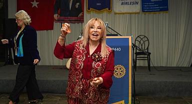 Bedia Akartürk’e 69. sanat yılında anlamlı vefa ödülü