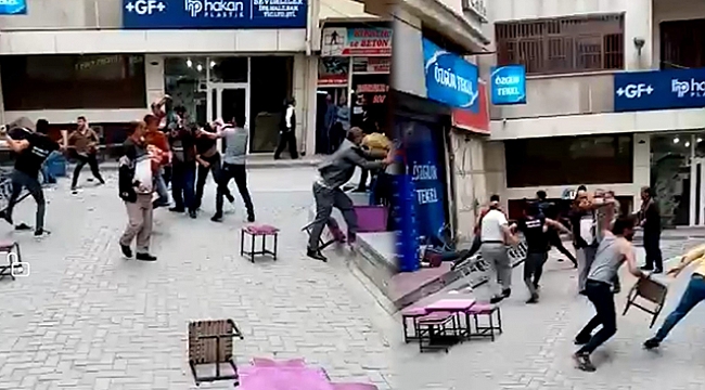 Alacak verecek kavgasında tabureler havada uçuştu