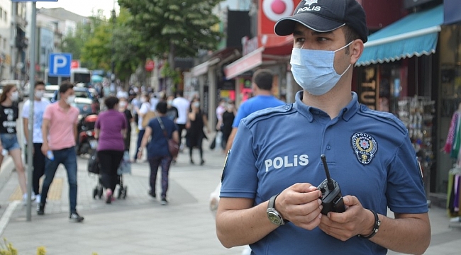 Maske yasağını delenlere polis şoku