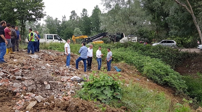 80 yıldır kayan bölgeye neşter