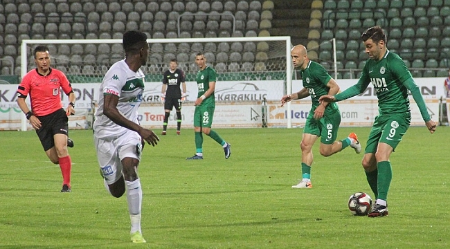 Bursaspor Süper Lig iddiasını kuvvetlendirdi