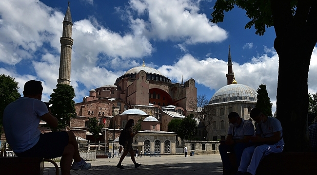 Danıştay 10. Dairesi, Ayasofya'yı müze yapan 1934 tarihli Bakanlar Kurulu kararını iptal etti