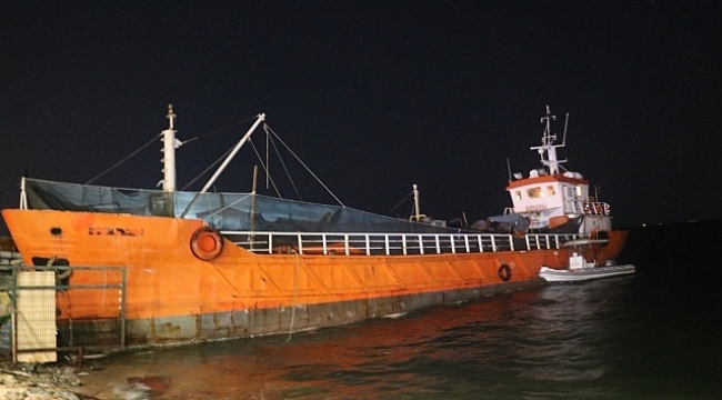 İzmir'de 276 sığınmacı gemide yakalandı!