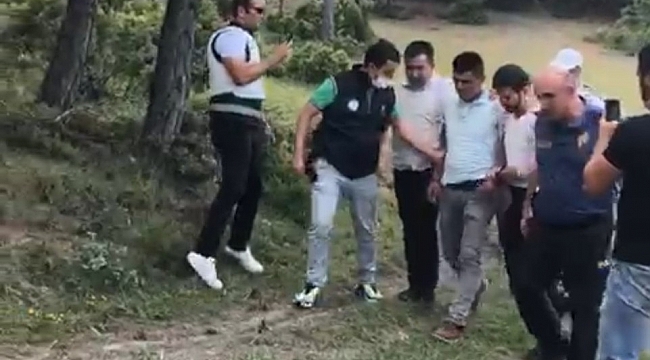 Jandarma binasına 12 el ateş etti