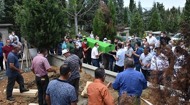 Sinop'ta boğulan baba ve iki oğlu toprağa verildi