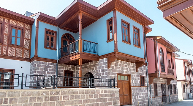 Tarihi konaklar satışa çıkarıldı