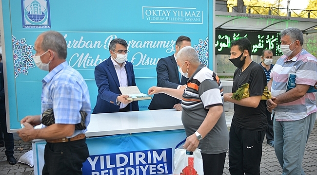 Yıldırım Belediye Başkanı Yılmaz, Yıldırımlılar ile bayramlaştı