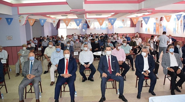 AK Parti korona virüs nedeniyle ara verdiği kongrelerine devam ediyor