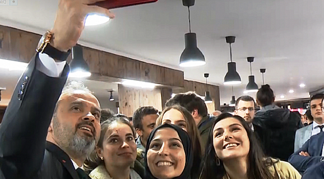 Gençlere Bursa daveti