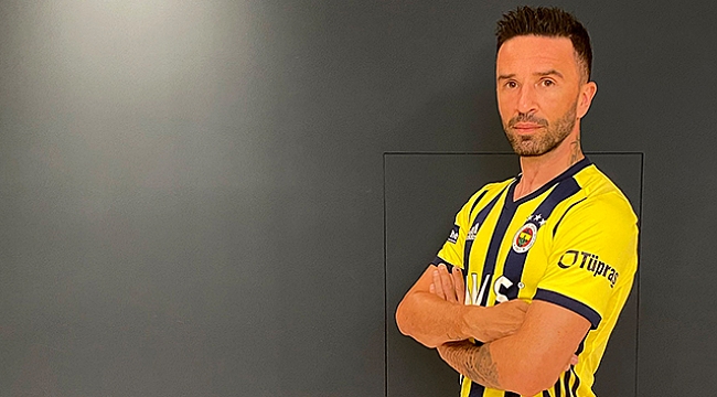 Gökhan Gönül yeniden Fernerbahçe'de