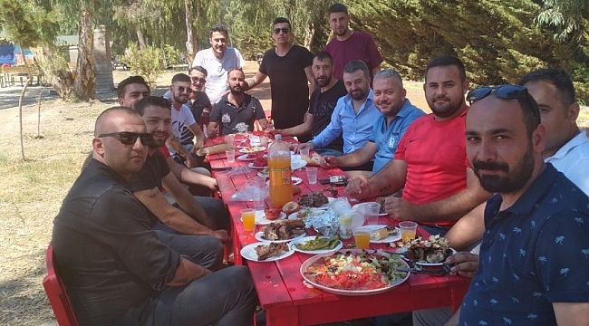 Kuşadası Ülkü Ocakları piknikte buluştu