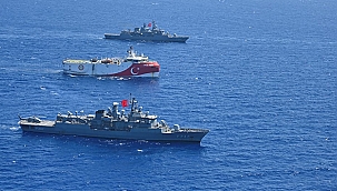 Türk Deniz Kuvvetleri, Oruç Reis'e refakati sürdürüyor