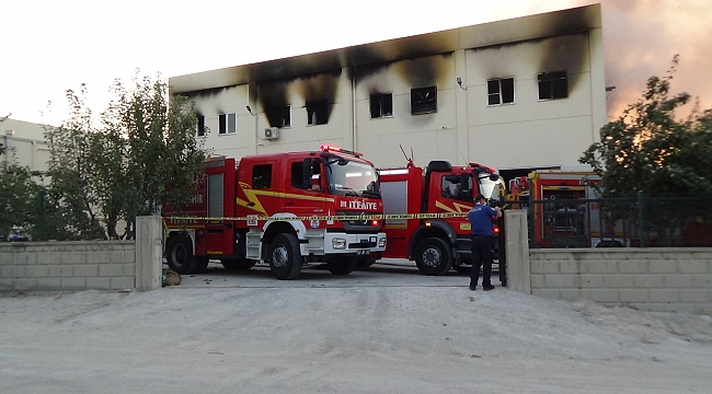 Denizli'de kuruyemiş fabrikasında patlama