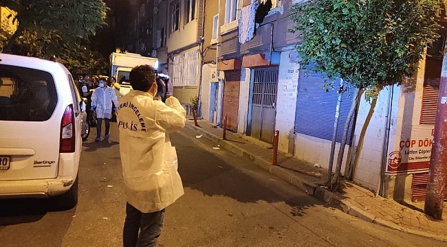 Fatih'te genç kızın sır ölümü