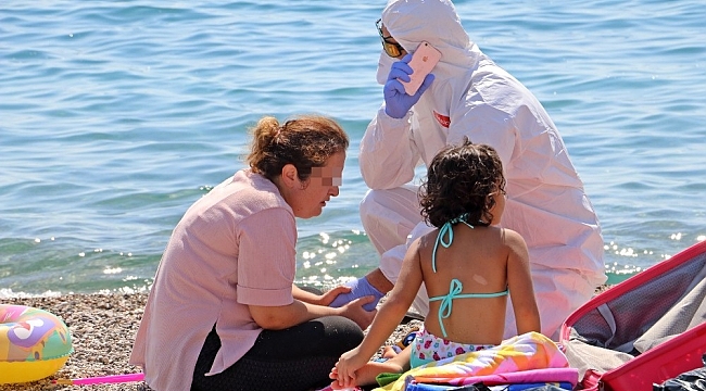 Karantinayı delip sahilde ortalığı birbirine katmıştı, Covid-19 testi pozitif çıktı