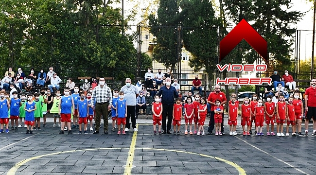 Minik basketbolcuların sertifika heyecanı