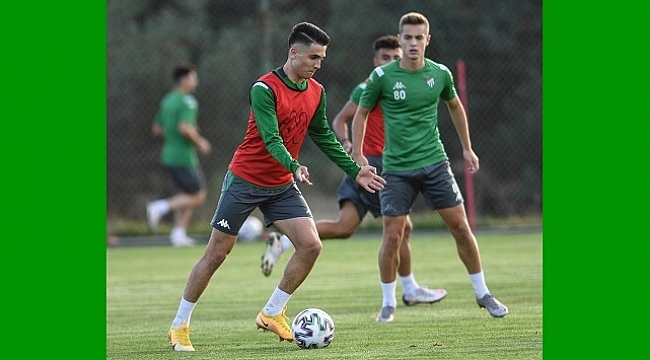 Bursaspor, Bolu kampının ilk antrenmanını yaptı