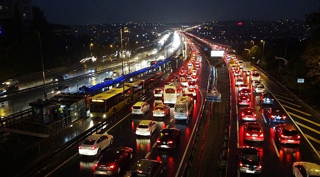 İstanbul trafiğinde yoğunluk rekoru