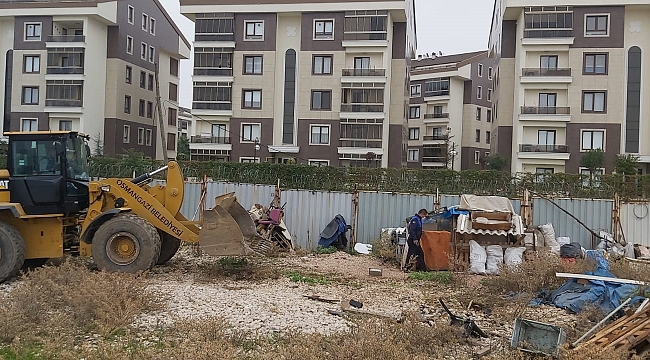 Kaçak ahır, kümes ve barakalar yıkıldı