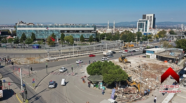Kent meydanı genişledi