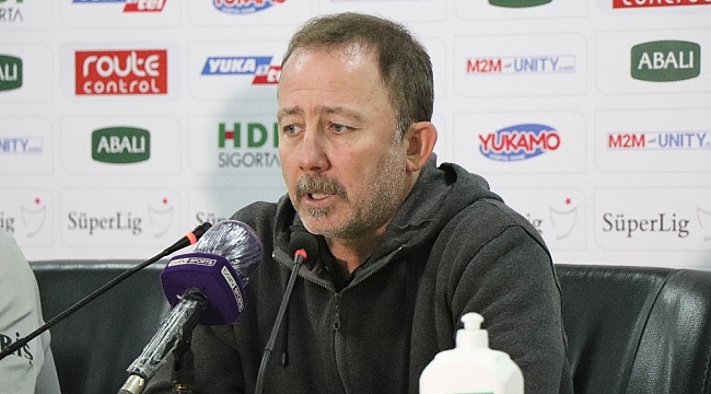 Sergen Yalçın: "Beşiktaş tarihinin en zor antrenörlük görevini ben yapıyorum"
