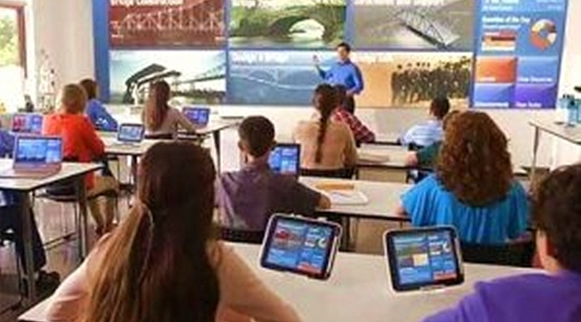 Türk eğitim tarihinin en büyük öğretmen eğitimi çalışmasını
