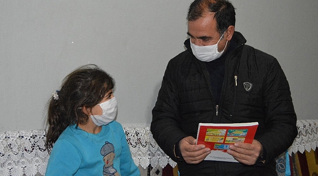 24 yıllık Ağrılı öğretmen, meslek hayatını köy okulu öğrencileri ile renklendiriyor