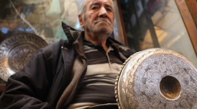 73 yıldır ekmeğini bakırdan çıkarıyor