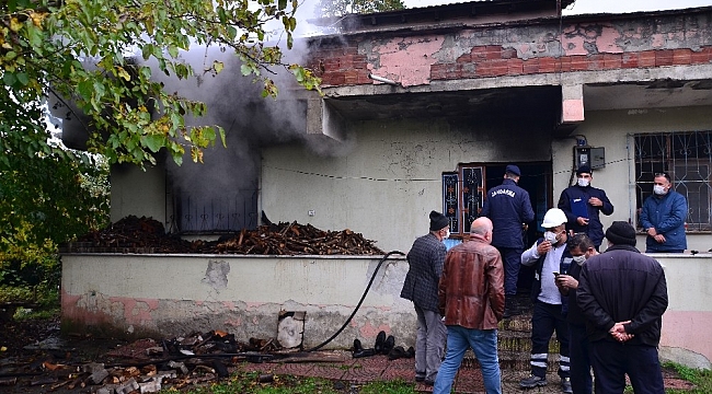 86 yaşındaki babasını kurtarmak için alevlerin arasına girdi ama kurtaramadı