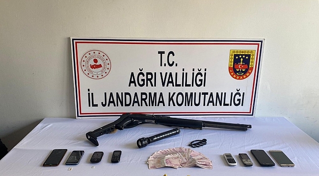 Ağrı'da Büyükbaş ve Küçükbaş Hayvan Hırsızlığı yapan kişiler yakalandı