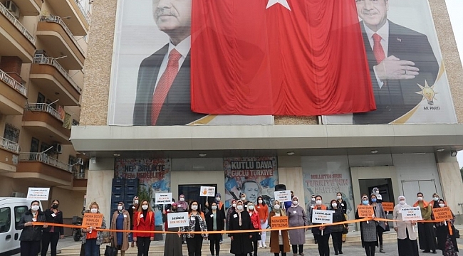 AK Parti'li kadınlar, şiddete karşı 'Sesimizi sen de duy' dedi