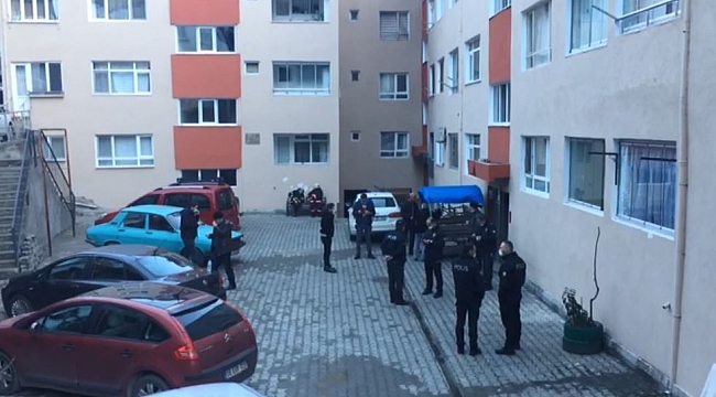 Artvin'de odunlukta çıkan yangında bir kişi can verdi