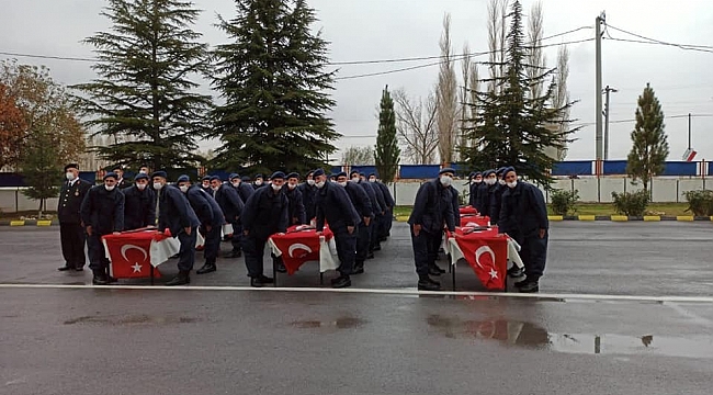 Aslanapa'da yemin töreni