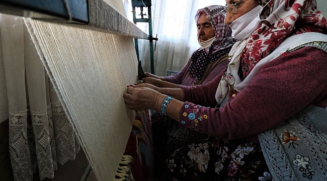 Attıkları düğümle dünyada halıcılığa yön verdiler