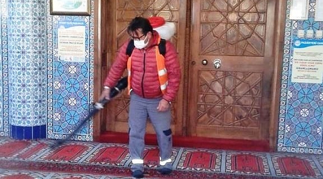 Ayvacık'ta Covid-19'a karşı dezenfekte çalışmaları