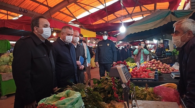 Bafra'da pazar yerlerinde korona virüs denetimleri