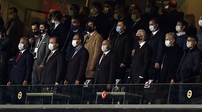 Bakan Kasapoğlu, Millileri Rusya karşısında yalnız bırakmadı