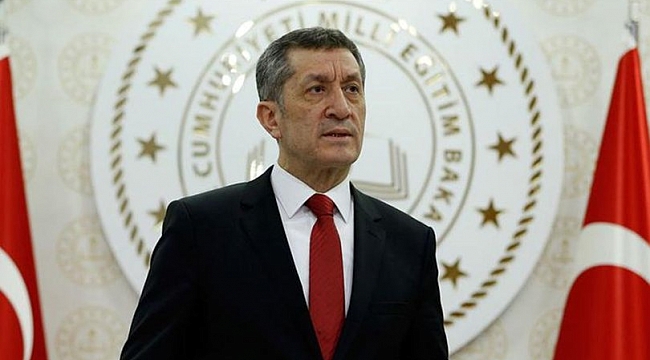 Bakan Selçuk: “En ufak bir risk gördüğümüz okulumuzda gerekli tedbiri almadan kapılarımızı çocuklarımıza açmayacağız”