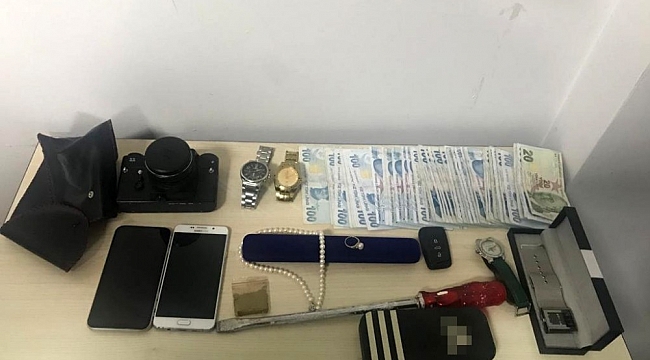 Başakşehir'de evlere girip hırsızlık yapan 3 şüpheli tutuklanarak cezaevine gönderildi