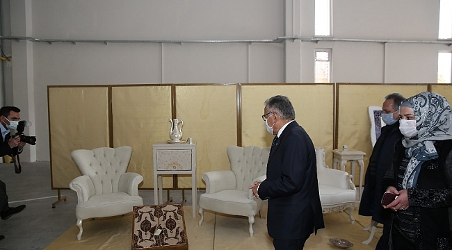 Başkan Büyükkılıç KAYMEK Sanat Merkezi'nde