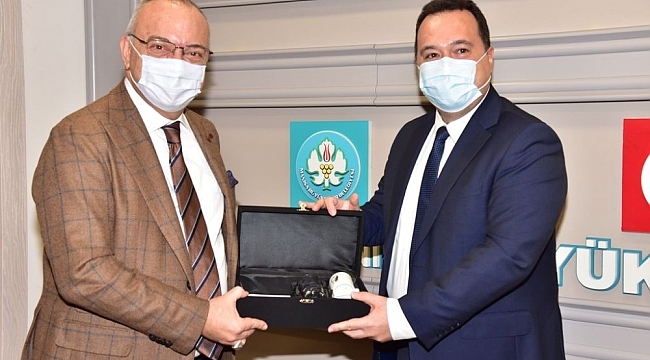 Başkan Ergün ve Dutlulu Akhisar'ın projelerini konuştu