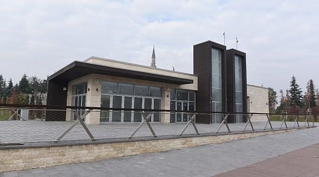 Belediye'den millet bahçesine kütüphane