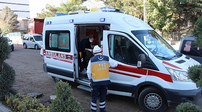 Boşanma davasında taraflar birbirine girdi: 4 yaralı