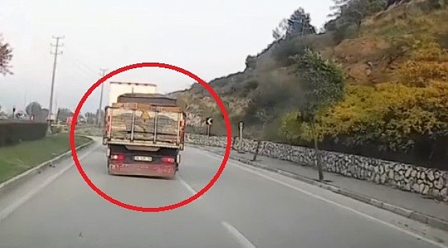 Bursa'da ralli yapan kamyon kameralara yansıdı