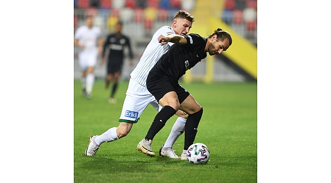 Bursaspor'da en çok top kaybı Burak Kapacak'tan