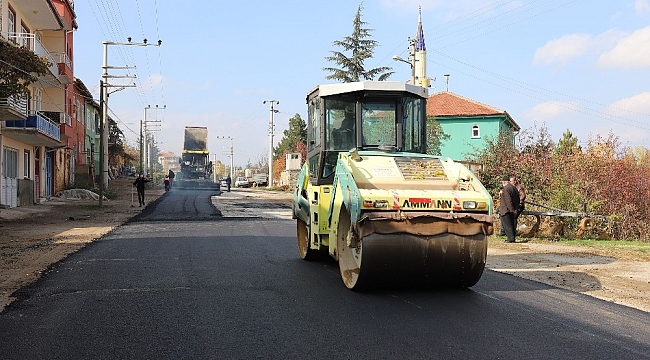 Büyükşehir'den Doğanhisar'da asfalt çalışması