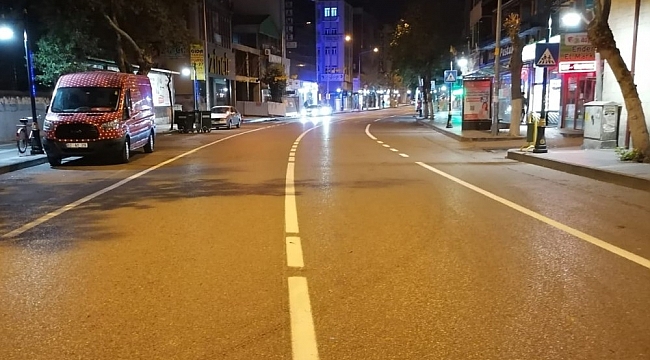 Caddelerde yol çizgi çalışması yapıldı